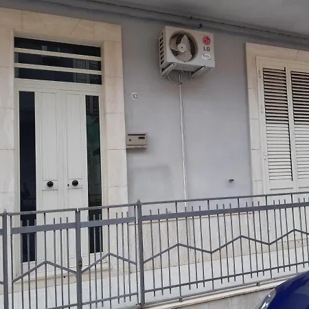 Decine House Apartament *