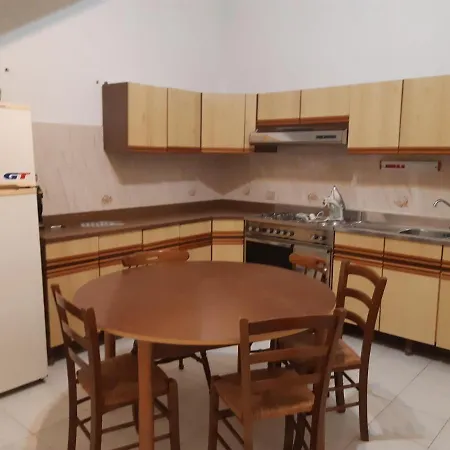 Apartament Decine House *